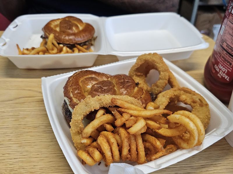 Salas Better Burger interior